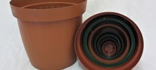 Plastic Pots & Saucers